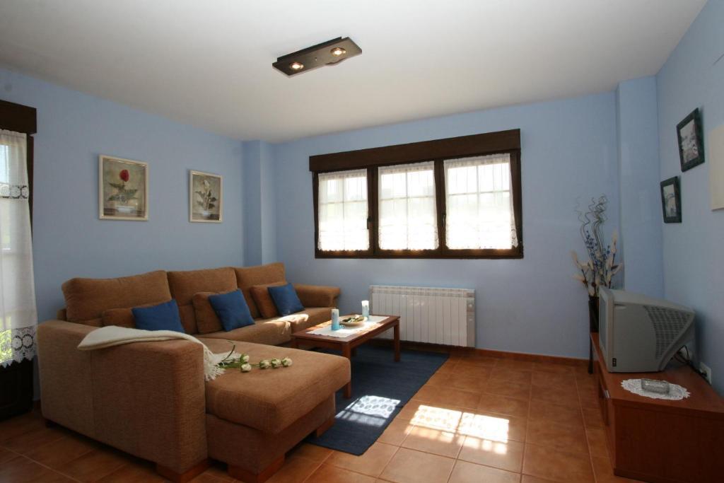 Apartamentos Toraya Hoz de Anero Ruang foto