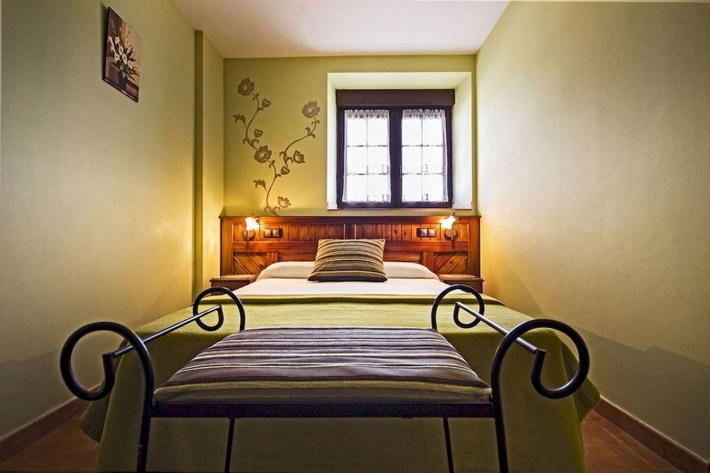 Apartamentos Toraya Hoz de Anero Bagian luar foto