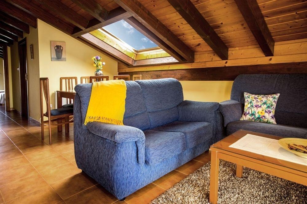 Apartamentos Toraya Hoz de Anero Bagian luar foto